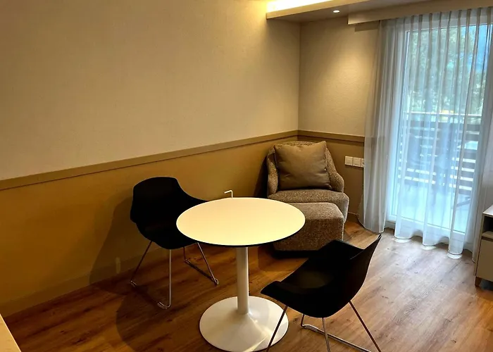 Minute Walk From Rehaklinik Balcony